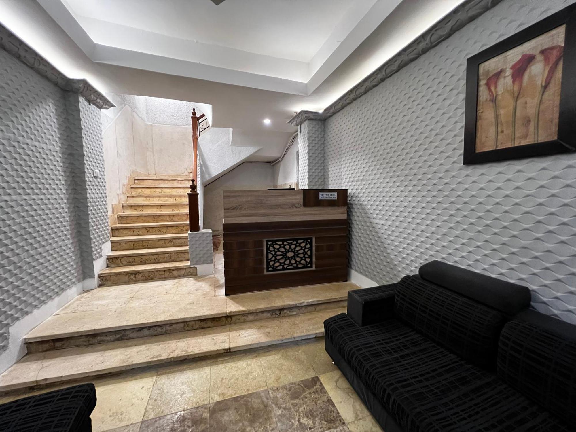 The Pyramids Gate Inn Kafret el-Gabal Екстериор снимка