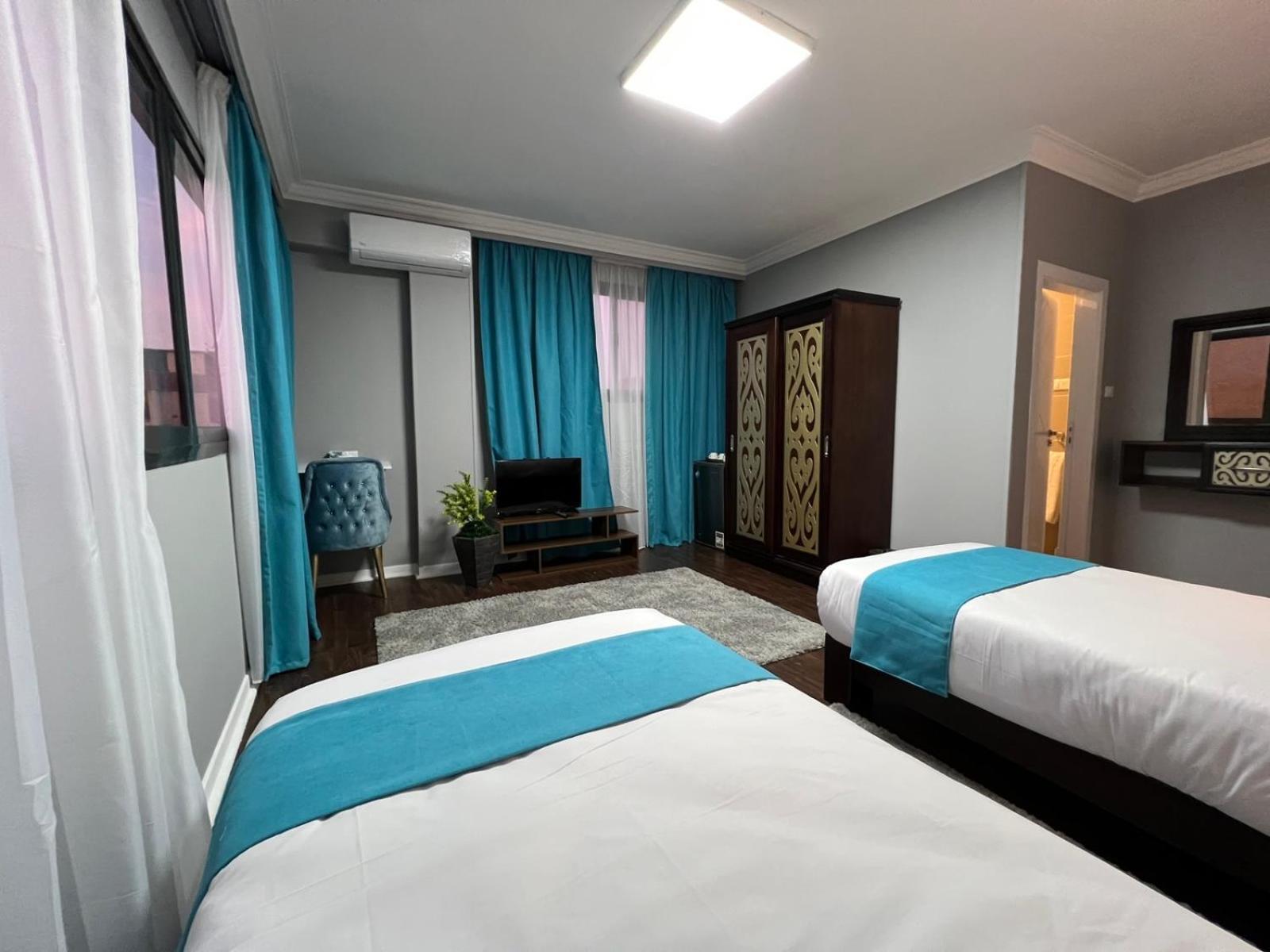 The Pyramids Gate Inn Kafret el-Gabal Екстериор снимка