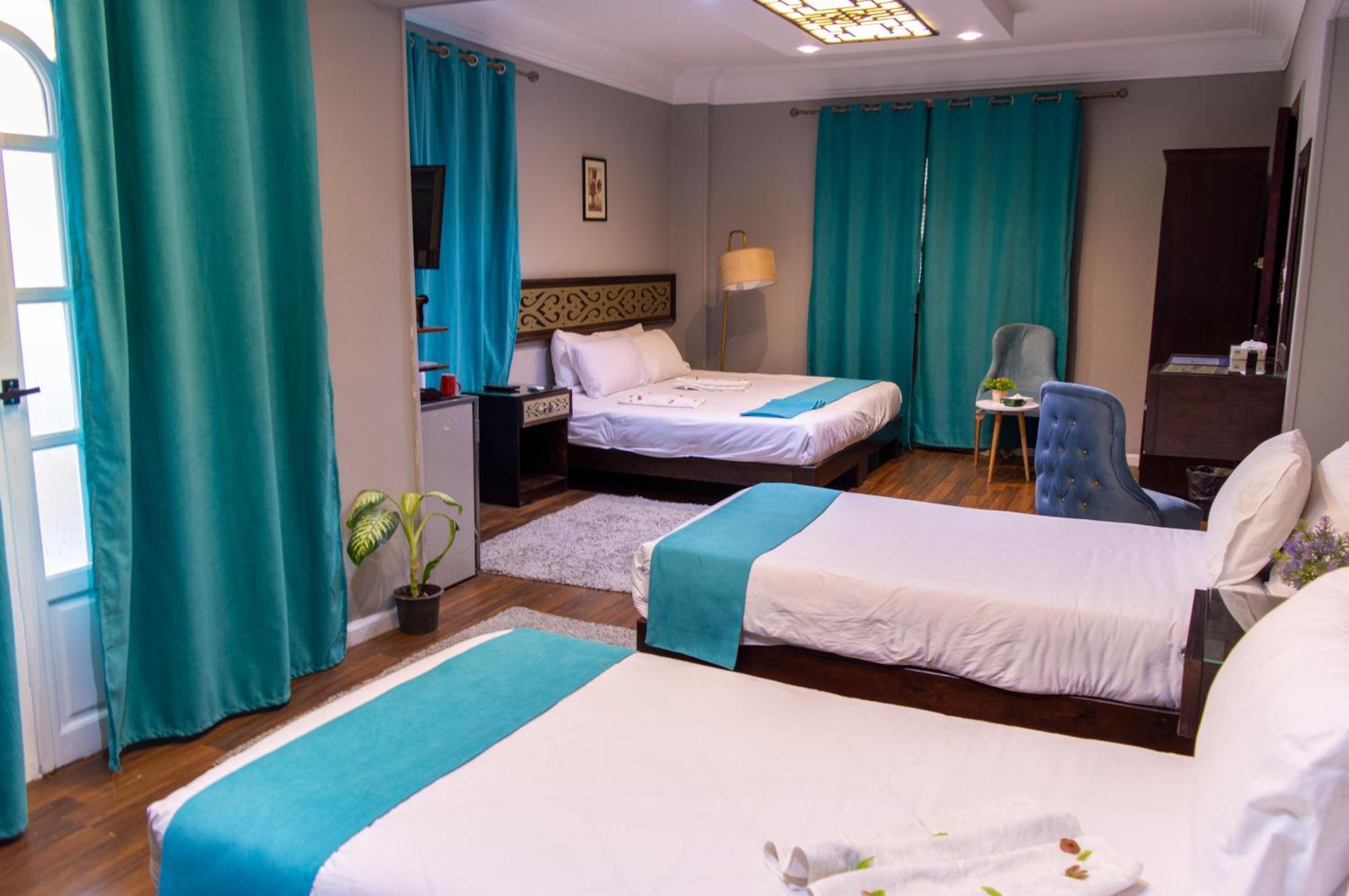 The Pyramids Gate Inn Kafret el-Gabal Екстериор снимка